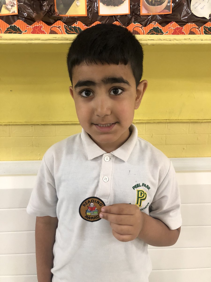 PeelParkClass2's tweet photo. Another super star in Class 2! This young man has achieved his Bronze Award 👏📚 https://t.co/maLhysclvu