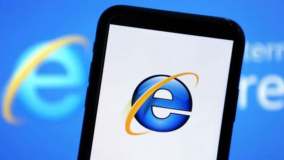TipTopITech's tweet photo. It announced the plan last year, making Internet Explorer 11 its final version.

Users wanting to stick with Microsoft are being directed to Microsoft Edge, launched in 2015, alongside Windows 10.

Find out what this change could mean for you - https://t.co/y7K6DKY5ap

#Microsoft https://t.co/2Hgkw0KBLE