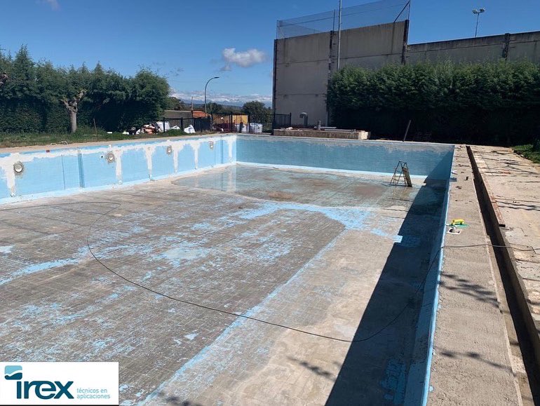 TecnicosIrex's tweet photo. Renovacion de piscina municipal.
#PiscinaMunicipal #piscinas #impermeabilización #Renovación #verano2022 #Ayuntamientos

Tecnicos en Aplicaciones IREX
☎️924 45 30 18
📱669 36 70 31
🌞 https://t.co/unOYnLsWsr