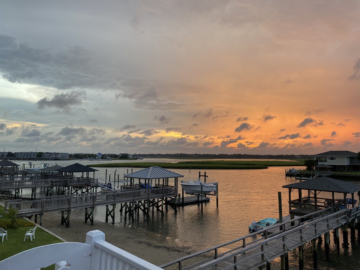 ABanksNMS's tweet photo. Another beautiful week in Wrightsville Beach,NC. 

We love it on this beautiful island &amp; can’t wait till next year to create more memories 🥰

2 summer trips down… 2 to go! 🥳😉☺️ https://t.co/J1KCouMi80