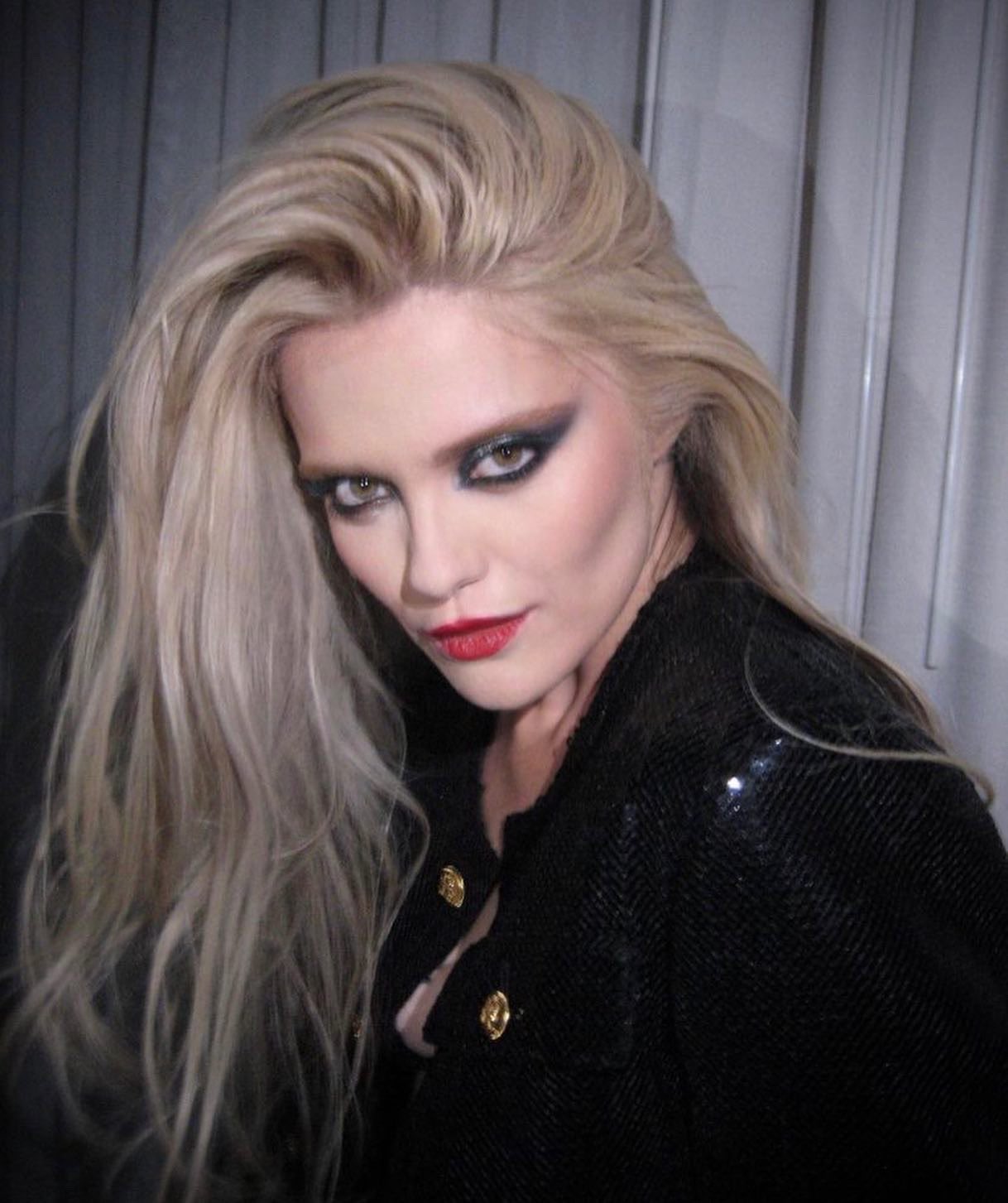 Happy birthday Sky Ferreira you re the hottest person to have ever lived 