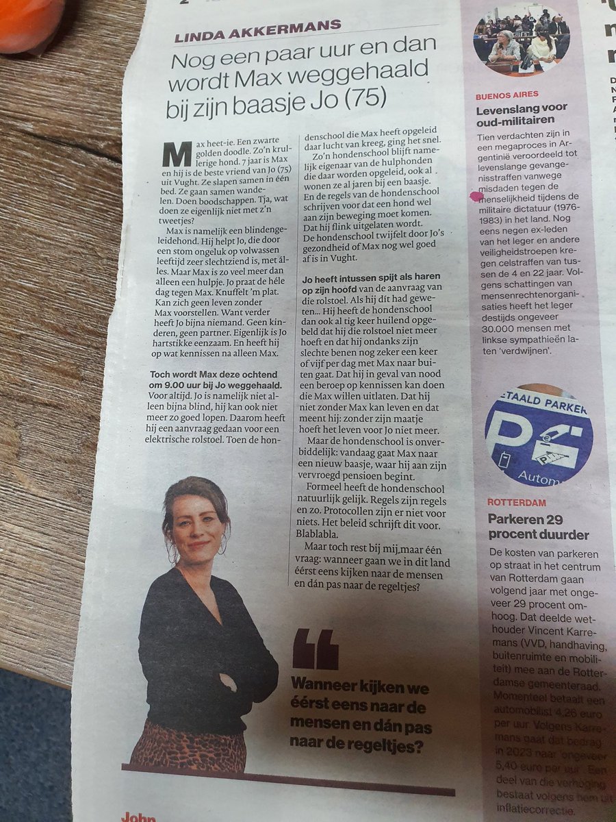 Ik las dit vanmogen in de krant bij mijn vader. 🤬
Volgens mij in de Tubantia maar kan ook de Gelderlander zijn geweest.
Man moet zijn #HulpHond inleveren omdat hij een #Rolstoel heeft besteld.
Hij heeft die hond al 7 jaar het is zijn alles....maar ja regels.
@Linda_Akkermans