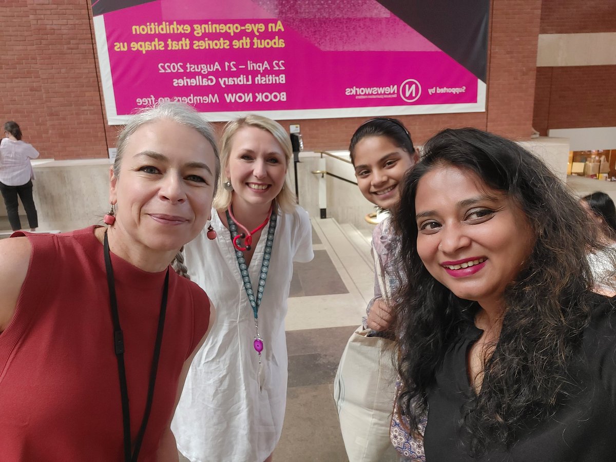 Ihitashri's tweet photo. Such a pleasure meeting the leadership team at @britishlibrary &amp; discussing about the #UKIndiaDosti Folk art festival hosting 75 women artists of 🇮🇳 in 🇬🇧 So grateful for your precious time, discussion &amp; tour 🙏🏻💙❤️ #AmritMahotsav @simhadritmt @UKinIndia @M_Lekhi @MITHILAsmita https://t.co/POvuTHht0n