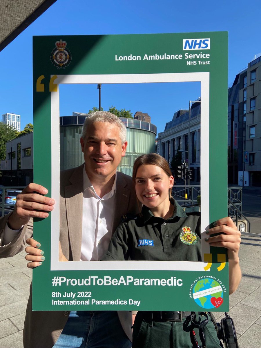 SteveBarclay's tweet photo. Today I met @Ldn_Ambulance staff to mark #InternationalParamedicsDay - thanks to them and all our paramedics for their dedication and hard work.

They are saving lives every day &amp; I urge you to call NHS 111 for urgent advice and use ambulances and A&amp;E for any emergencies. https://t.co/RKiV8ZOTci