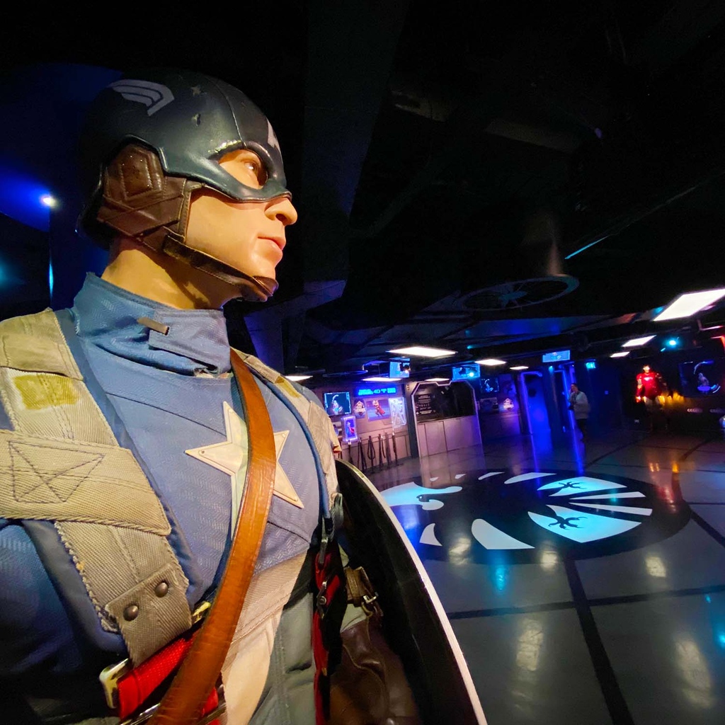 Want the chance to get up close &amp; personal with Captain America? Now you can plus many other movie heroes at our Movies at Madame Tussauds event space, a room full of the world’s greatest superheroes!

Find out more about this event space on our website!

#moviesatmadametussauds