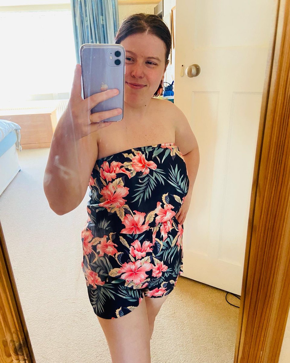 DanniRowson's tweet image. What Ostomy bag?! Tried on a couple new Summer outfits from @SHEIN_Official yesterday and they are perfect!! They fit so comfortably over my Ostomy &amp;amp; C-Section scar! ❤️ #ileostomybag #chronicillness #colorectalsurgery @ColostomyUK @Coloplast_UK @MeetAnOstoMate
