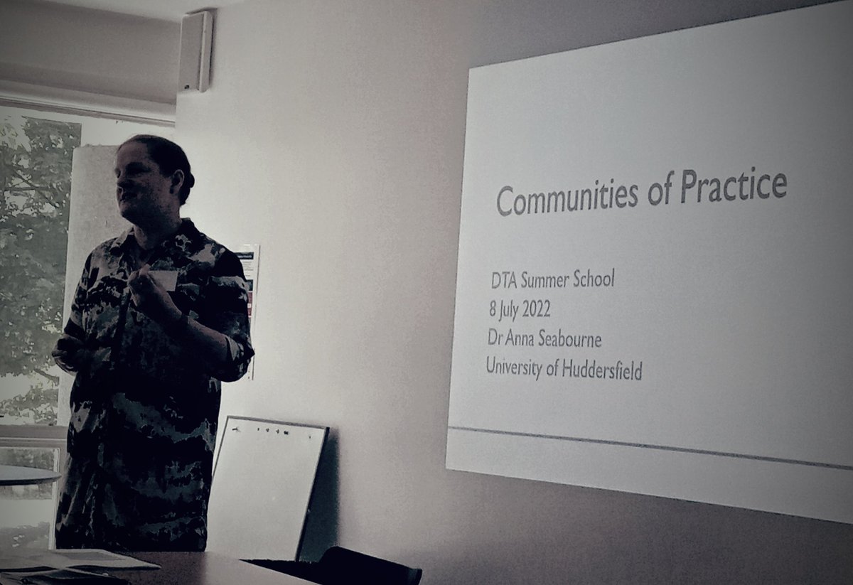 UA_DTA's tweet photo. @lucubrat discussing 'communities of practice' and mapping the #DTASummer22 as an example https://t.co/KkuEtcH3rQ