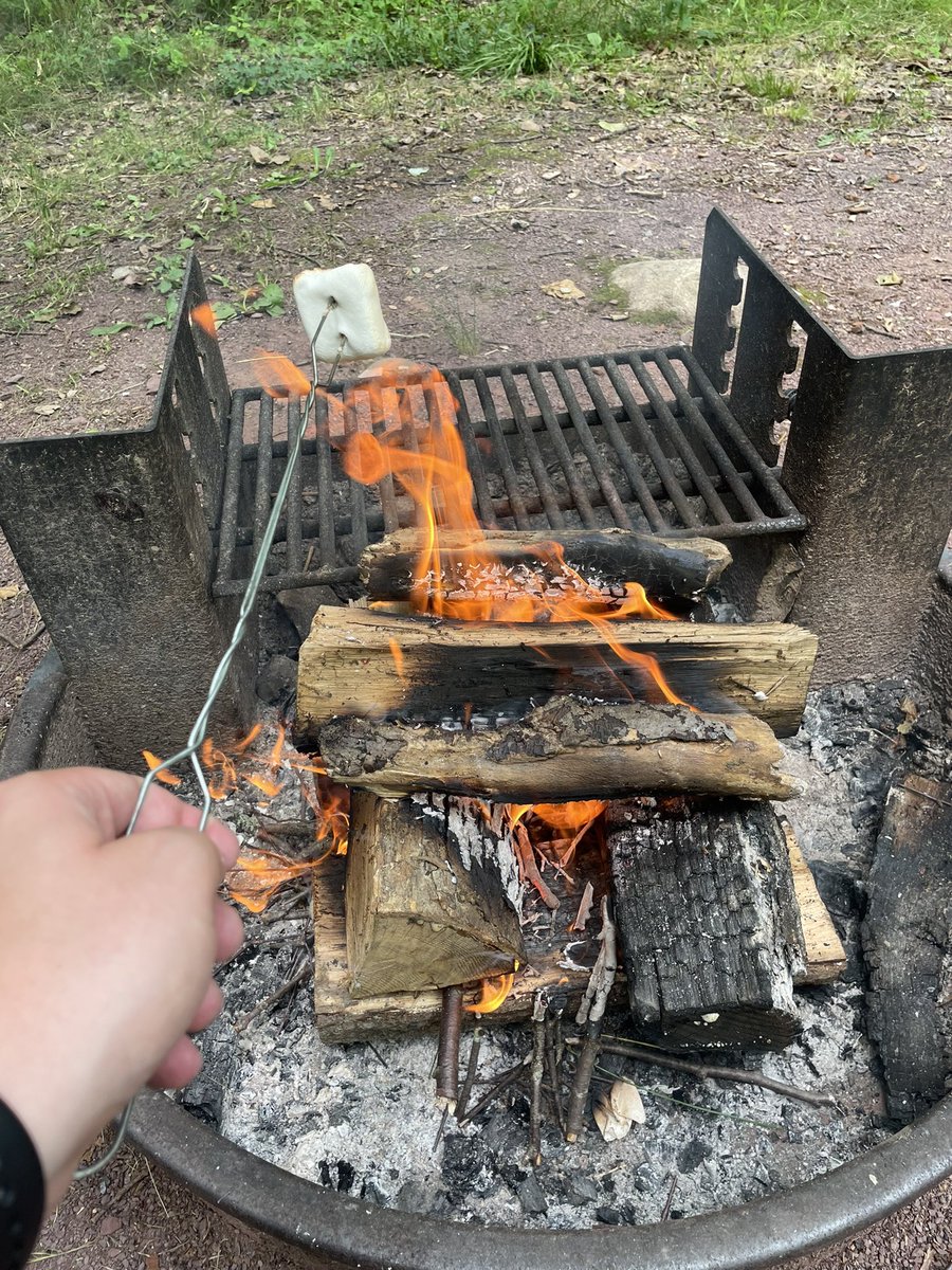 DaveIacovino's tweet photo. A rare day off so we’re spending the day doing our favorite thing. #camping #hickoryrun . https://t.co/Aldo3fthnz