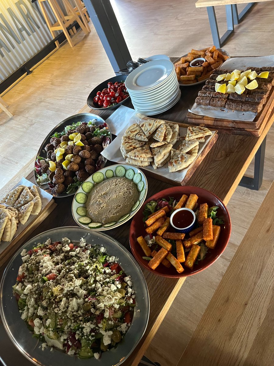 Perfect mix of delicious food, excellent choice of drinks and great company made a fab evening yesterday for our BGH Staff Summer event at The Canary, Dockside, Leeds.
#summer2022 #cocktails #colleagues
