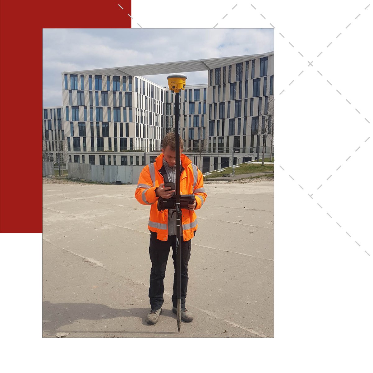 BTeltower's tweet photo. Starkes 👷♂️👷♀️ #team mit modernster Technik 📱 im Einsatz.
#bestesteam #besterjob #bewirbdichjetzt https://t.co/Js03gUChHx