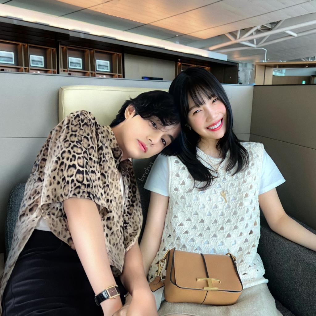 jythvla's tweet photo. menempel seperti perangko😸🤏🏻 https://t.co/huK1mFai2d