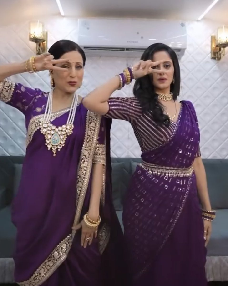 NainaAlex24's tweet photo. Ayeshu &amp; Kishori ma’am doing the #TaubaChallenge  💜💜
#AyeshaSingh #SaiJoshi https://t.co/GcTN6QYspx