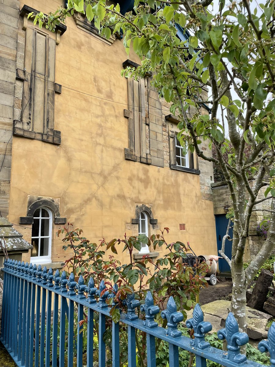 WindowsLake's tweet photo. #NiceWindows #FridayFinishes https://t.co/Do6zXBWjun