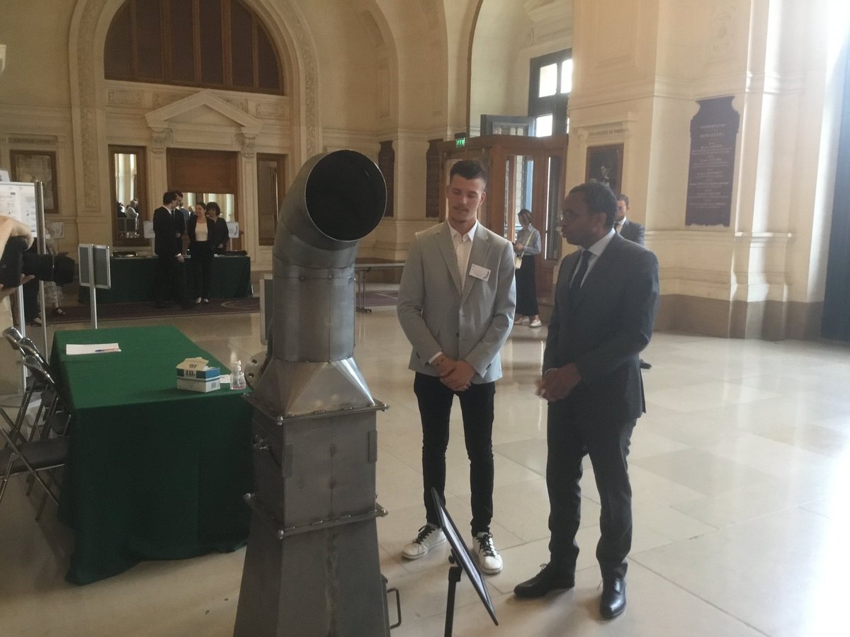 StephaneLEGAL1's tweet photo. CGM Chaudronnerie Félicitations également à Patrick-junior Abraham, académie dAmiens, premier de ce concours qui a pu présenter au ministre l’ouvrage et le métier. https://t.co/0MsmkaHwrX