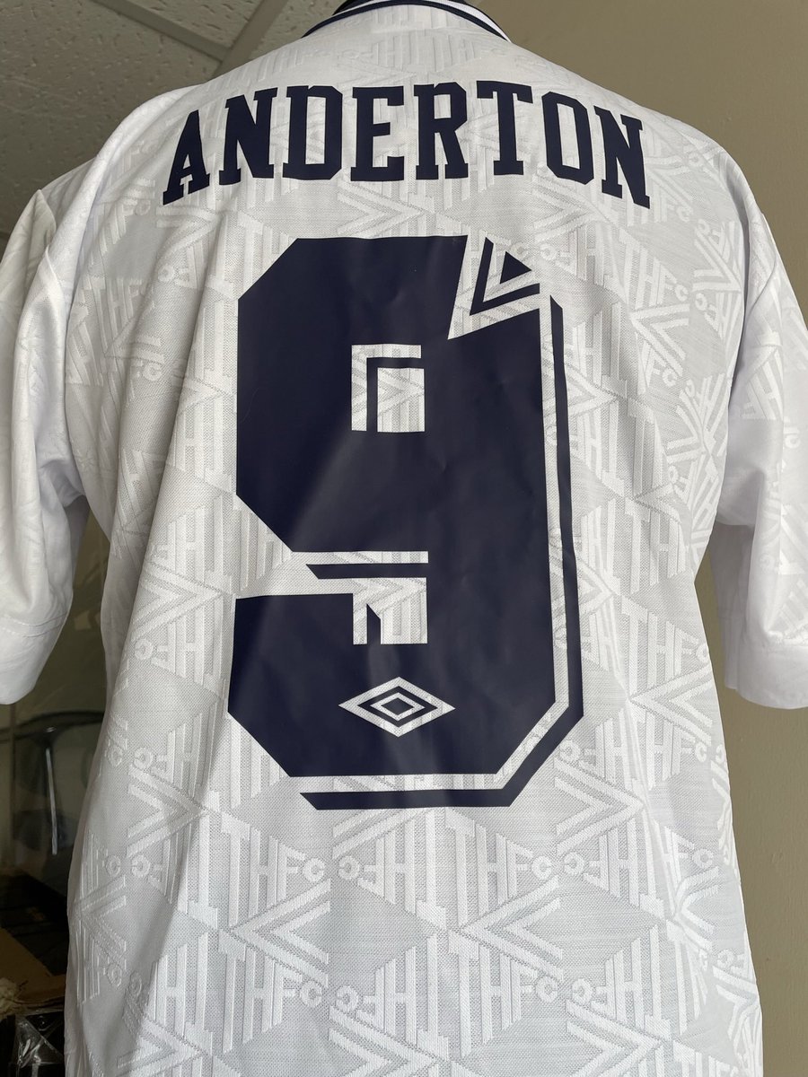 legendsofN17's tweet photo. 🏆4 WEEKS TODAY 🏆
         👇🏼👇🏼👇🏼👇🏼

An Evening with @DarrenAnderton 
📍 Rhodrons Club, #Chessington 
📆 5 August 2022
🎟 VIP Tickets £75 Standard £40
🎤 Hosted by @Howellsey 
⚽️ #Spurs Memorabilia
🙋🏼‍♂️ Auction &amp; Raffle
❤️ @JE3Foundation 

RETWEETS WELCOME 
#COYS #THFC https://t.co/7wij06Quig