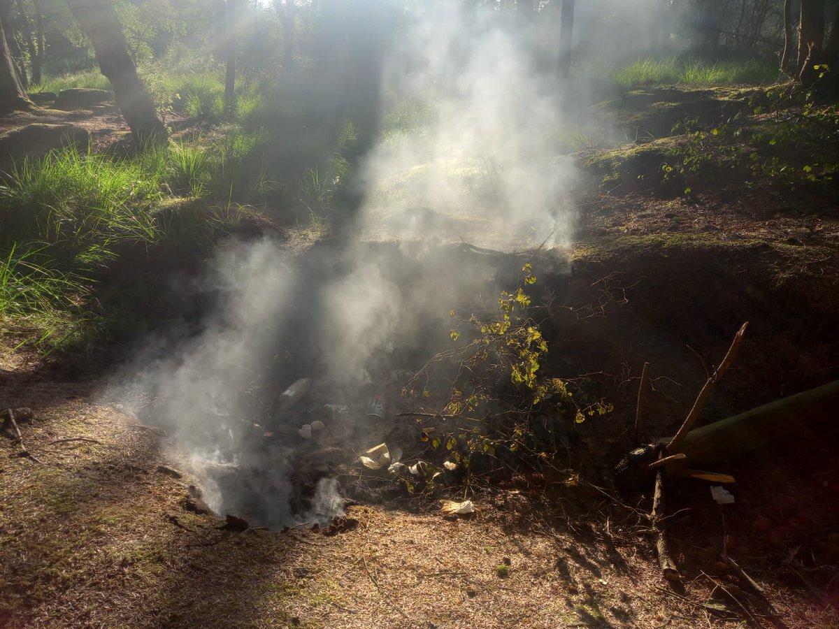 Whiskey712's tweet photo. Yet another carelessly unattended camp fire for @ScarboroughFir2 to attend in wooded areas, please think about it first!!! #wildfire https://t.co/2bQTypMs5R
