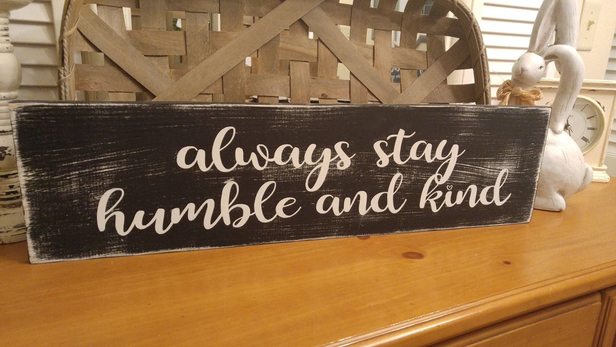 Always Stay Humble and Kind Sign ~ Farmhouse Style ~ Coastal Farmhouse ~ Farmhouse Sign ~ Shiplap ~ Cottage Sign tuppu.net/35d66715 #CoastalStrokes #Etsy #Farmhouse