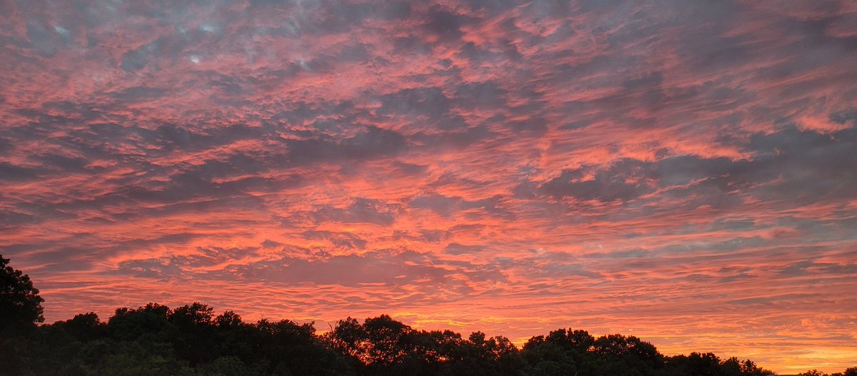 Sunset at Double X Speedway in California Missouri last  Sunday 
<a href="/xxfamily2/">Carol Wirts</a> <a href="/doublexspeedway/">Double-X-Speedway</a>