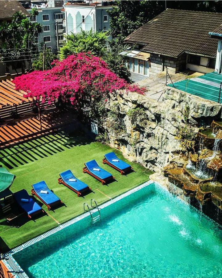 viutravel's tweet photo. #staycationmanenos
For birthday, anniversaries or bridal showers
Hotel: PRIDEINN AZURE -WESTLAND.
Rates:
2 Days
Ksh 9,700/- on per person sharing
📱Call us: 0703254254
📩E-mail: connect@viutravel.com
#Viutravel #kenya #magicalkenya #kenyans #prideinnazure #tembeakenya https://t.co/wFV8UGmIUk