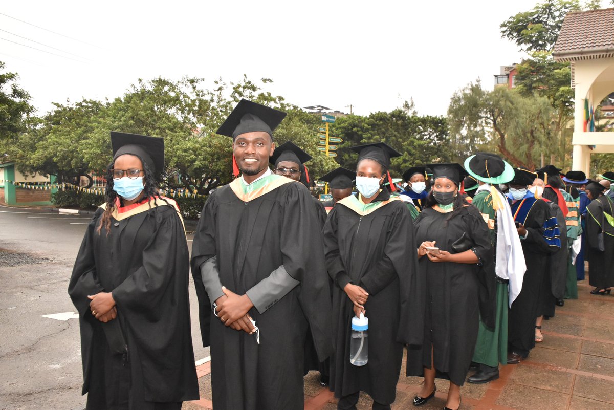 TonyTaiti's tweet photo. To the graduating class of 2022, Keep learning, keep accomplishing, keep trying, and keep venturing through your journey. Congratulations!!!#PAC41stGraduation #PACGraduation2022 https://t.co/US2IFNr2qn