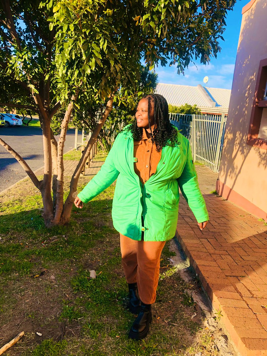 dyalivani's tweet photo. The fit influenced by Ghost and Goldie💚🤎 

#ThembaBrolyNewDawn  #ThembaBroly https://t.co/YIZpHsJzl7