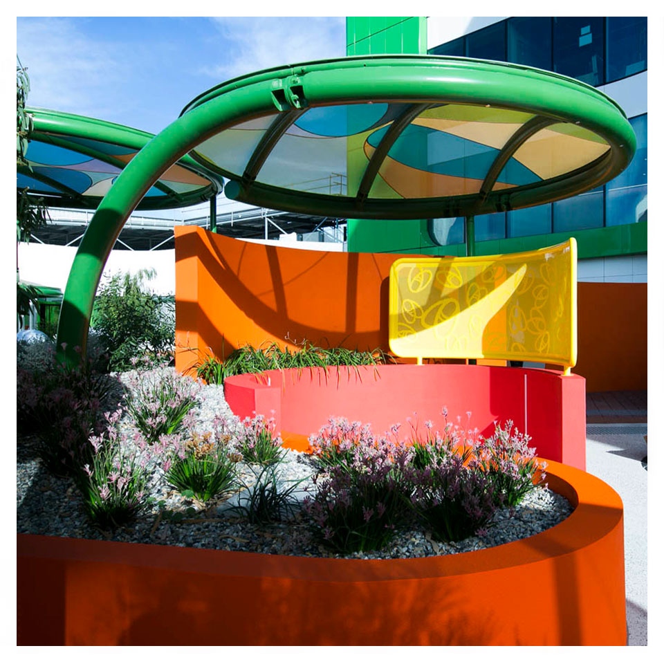 Fabritecture's tweet image. The design of the canopies was developed to be functional, yet interactive and stimulating for the kids using the playground beneath them.

Featured project: Perth Children&apos;s Hospital

#mesh #meshstructure #shadesail #shadesails #fabricstructurespecialist #fabricstructure