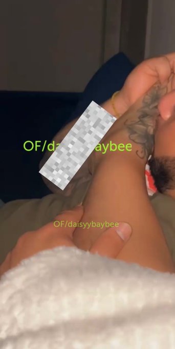 Who Likes Toes?😍 https://t.co/zOdshcA13P https://t.co/EVjmRpRO8T<a href="/tag/newprofilepic"class="tags"><span>#newprofilepic</span></a>