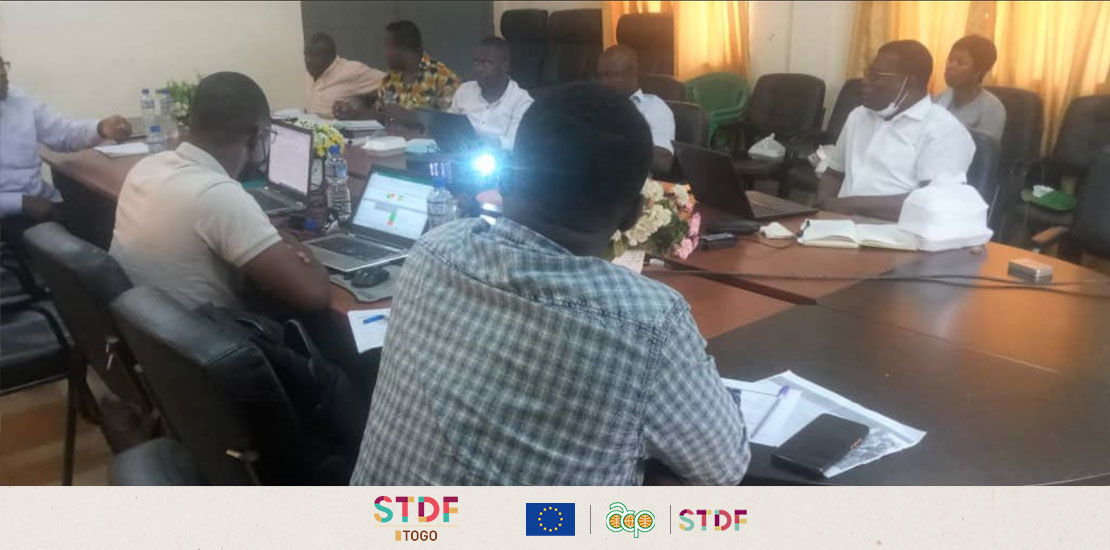 colead_link's tweet photo. #STDFTogo - En savoir plus sur l'atelier qui a permis d'élaborer un #GBP pour les légumes feuille au #Togo afin de renforcer (entre autres) les conditions sanitaires et phytosanitaires de la production maraîchère: https://t.co/LDri9l20Tu https://t.co/OmEknDJ975