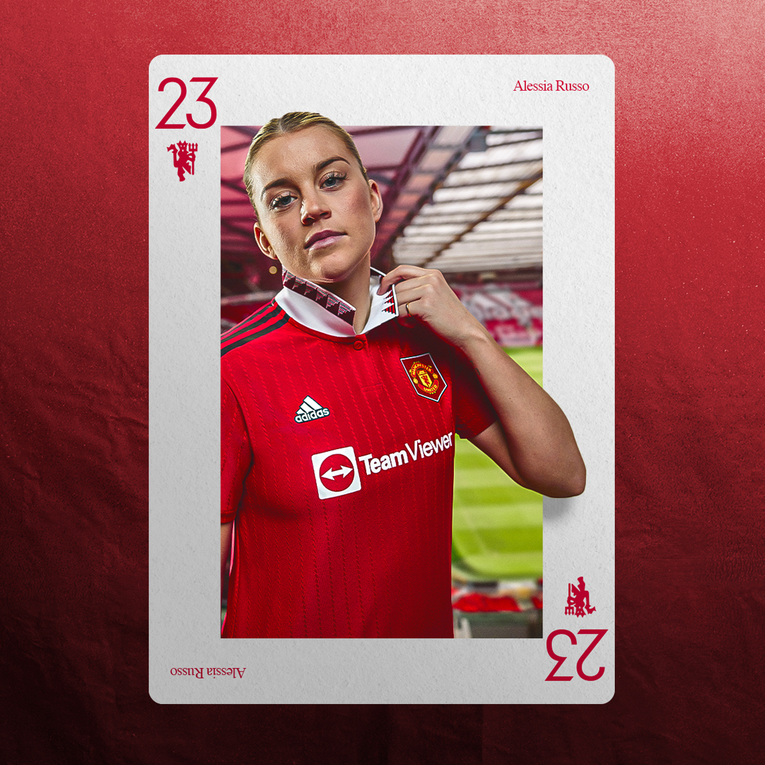 ManUtd's tweet photo. Stand tall. Stand proud. Stand out.

And that's just the collar 👌

#MUFC || @adidasFootball