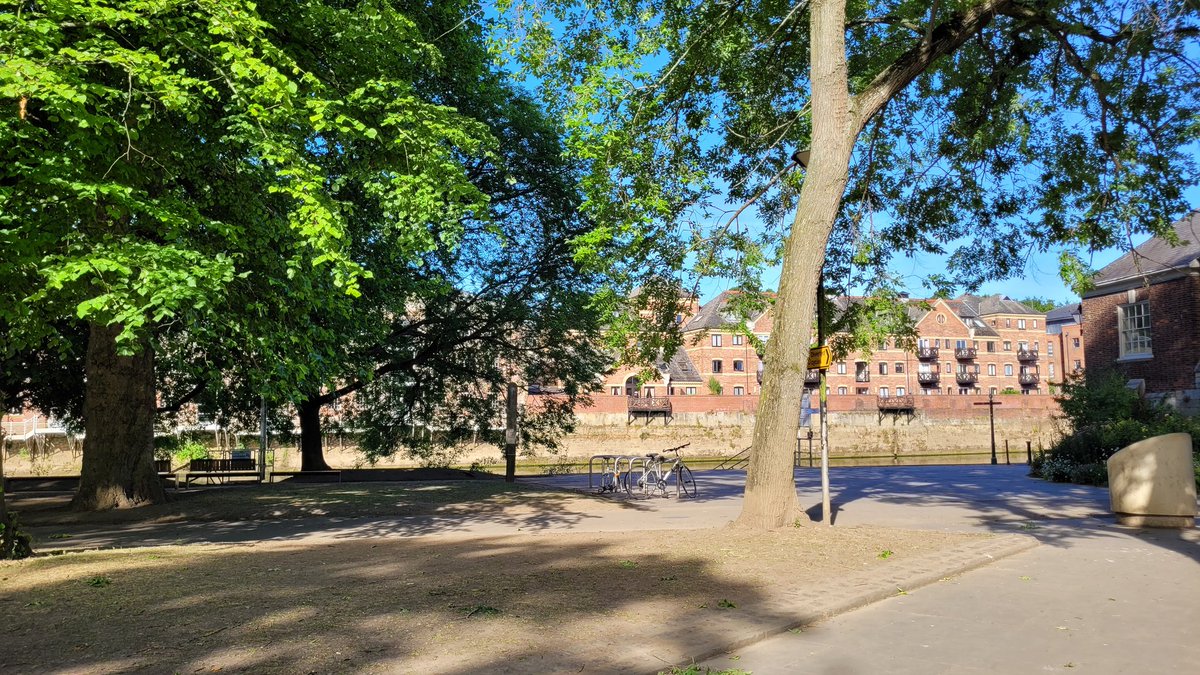 McMillanArtEd's tweet photo. Not a bad start to the day. A few moments of calm before the technical and dress rehearsals of @SLPCollege Summer Show 2022 @grandoperayork 
Two shows tomorrow; a fab way to finish the year. DOK https://t.co/JsobGIXtSx
