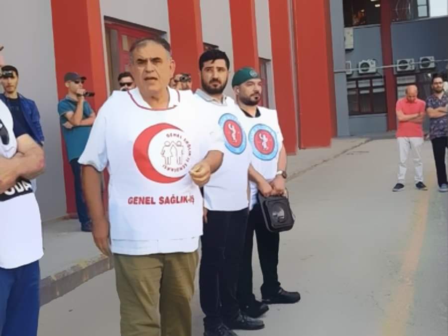 Gaziantep'te doktor cinayetleri protesto edildi

olayneyseo.com/gaziantepte-do…