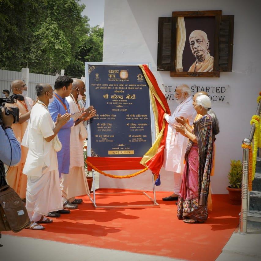 madhupanditdasa's tweet image. I extend my heartfelt gratitude to the Hon’ble Prime Minister, Shri @narendramodi ji for taking time off from his busy schedule to inaugurate our new kitchen of @Akshayapatra in Varanasi.