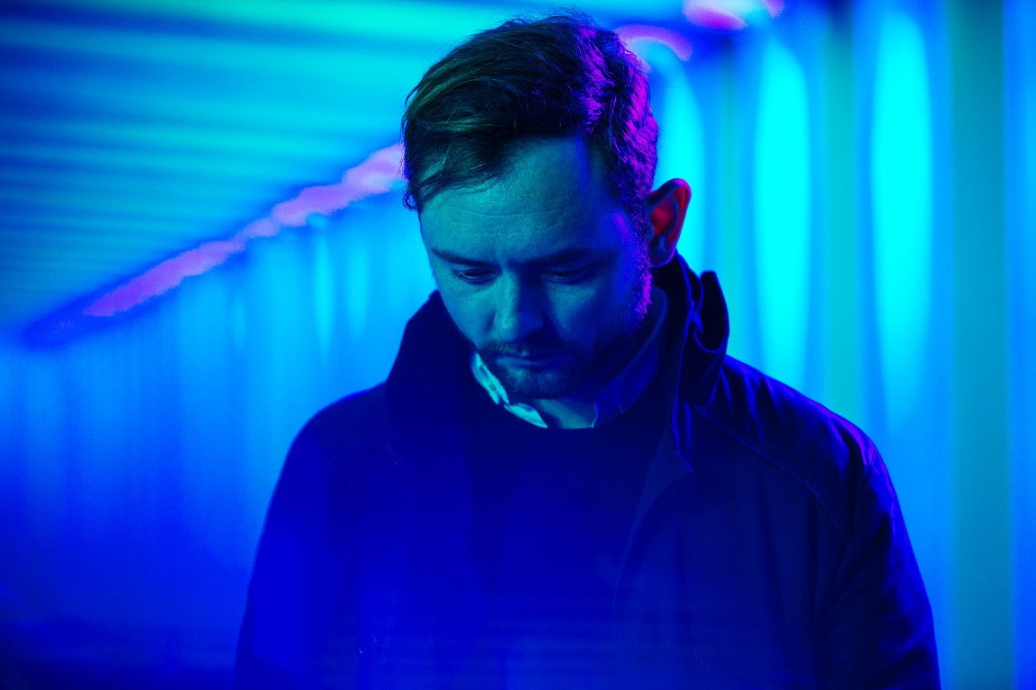 The 0X verlangt in ‘Higher’ naar eindeloze zomers. Producer en drummer Bryan Hokkeling komt met eerste eigen project bit.ly/3aotvK9