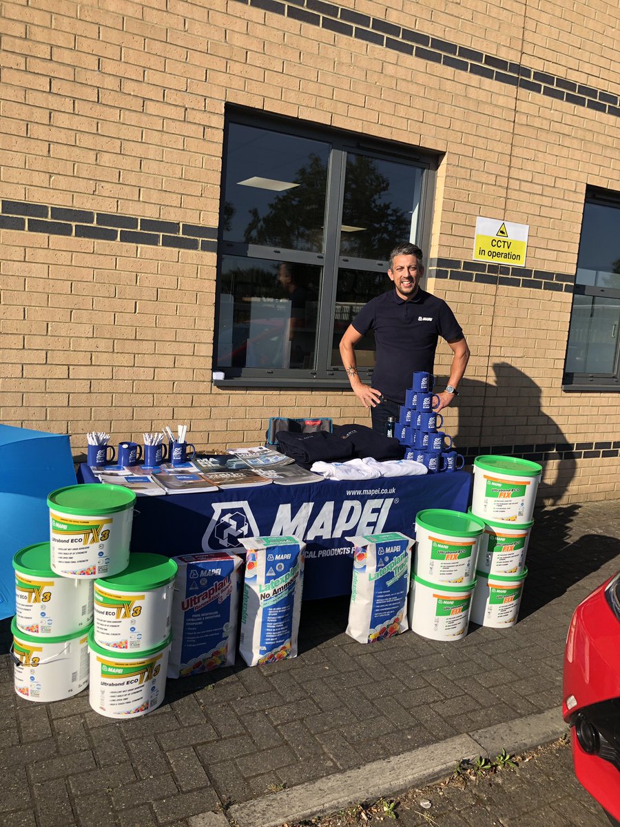 MapeiUKLtd's tweet photo. Warren is up &amp; running at our #trade event at Volante Ltd. in Chessington. He’ll be on hand until 1pm with product advice, technical support &amp; #Mapei giveaways. He also has exclusive event only offers on selected products. 

#levelling #smoothing #screed #flooring #adhesive https://t.co/MTLOTtyk5d
