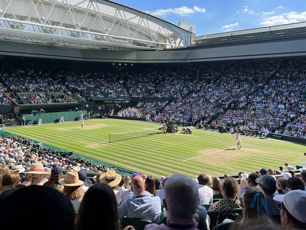 Brilliant day at #Wimbeldon watching the Semifinals! Thank you <a href="/thomsonreuters/">Thomson Reuters</a> for a great time!