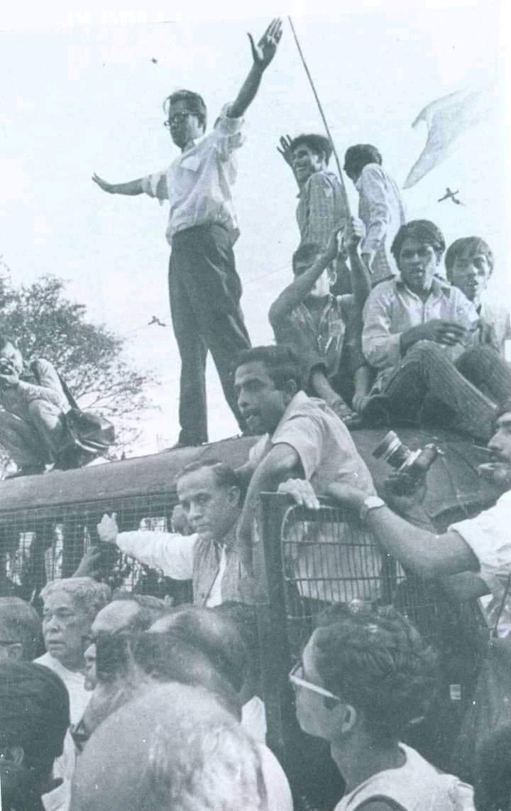 The Leader, The Legacy 

#PeoplesLeaderJyotiBasu
#LongLiveJyotiBasu