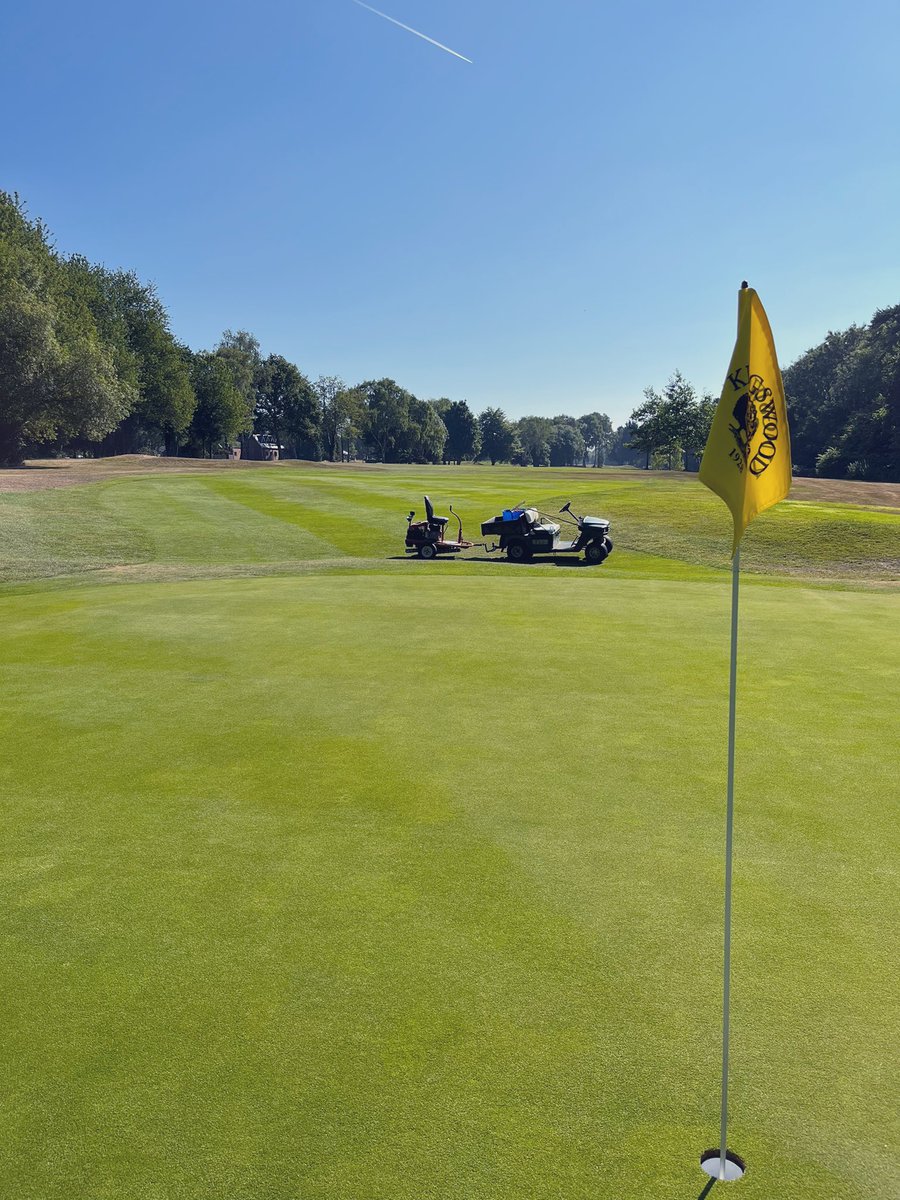 Rolling into the weekend <a href="/Tru_Turf/">Tru-Turf</a> going to be a warm one 🥵