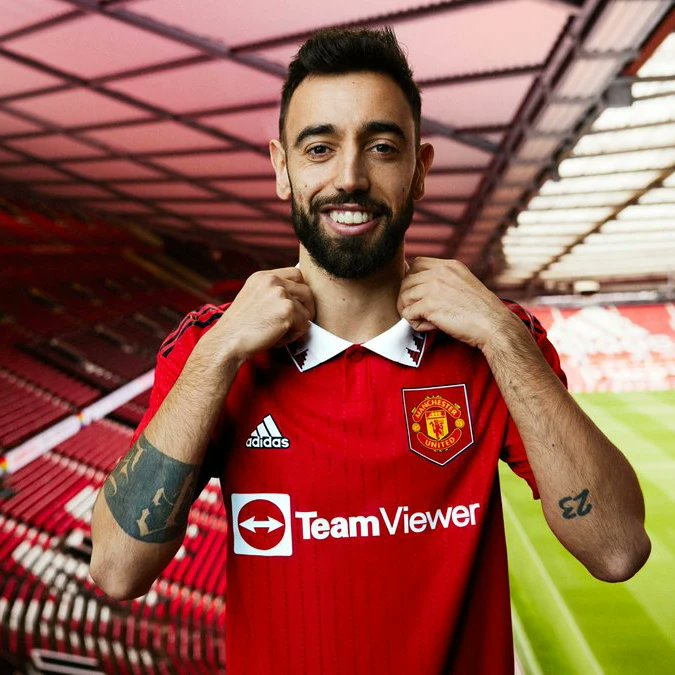 Manutdindo8's tweet photo. RESMI ✅ MANCHESTER UNITED ME - LAUNCHING JERSEY HOME 2022/2023 

INI BARU JERSEY 🤩🤩🤩

#MUFC https://t.co/ckBNBB39hA