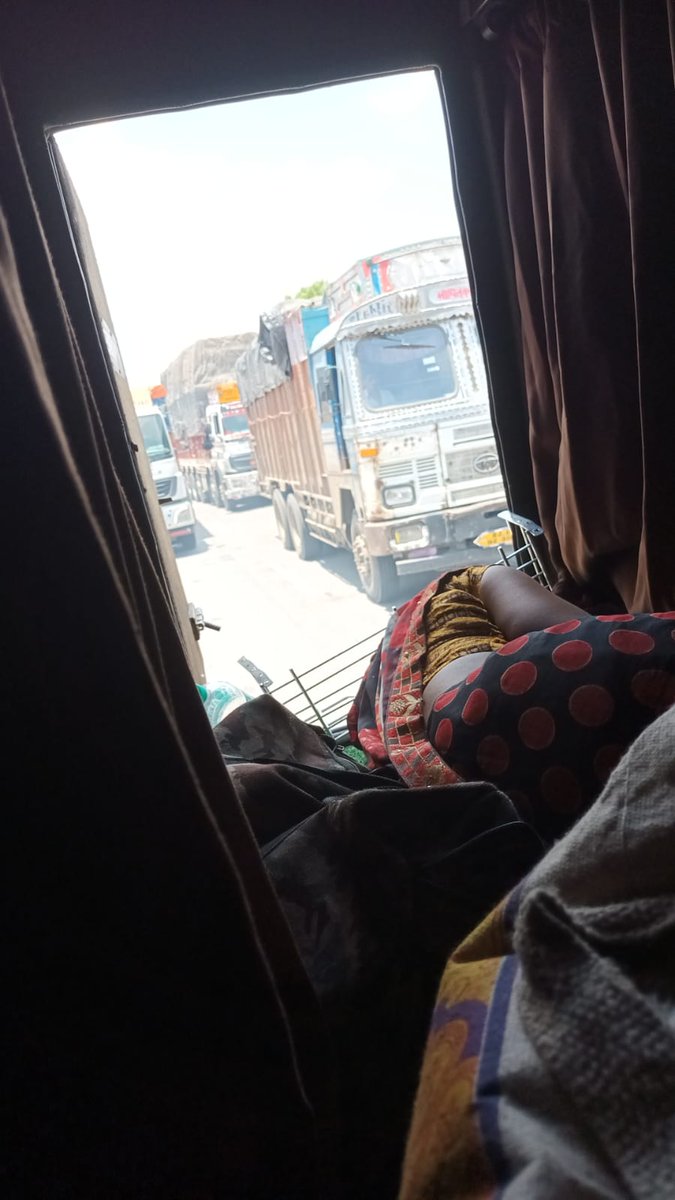 NiharAgarwal79's tweet photo. Pathetic bus service @zingbus
We took the bus from Indore to Jaipur yesterday evening.
And they are carrying transport business from passanger buses.
Tyres bursted due to overload.
AC not working at all.
Bus number GJ18AZ6565
@GUJRATRANSPORT
#boycottZINGbus #worstbus https://t.co/atFESPCQXp