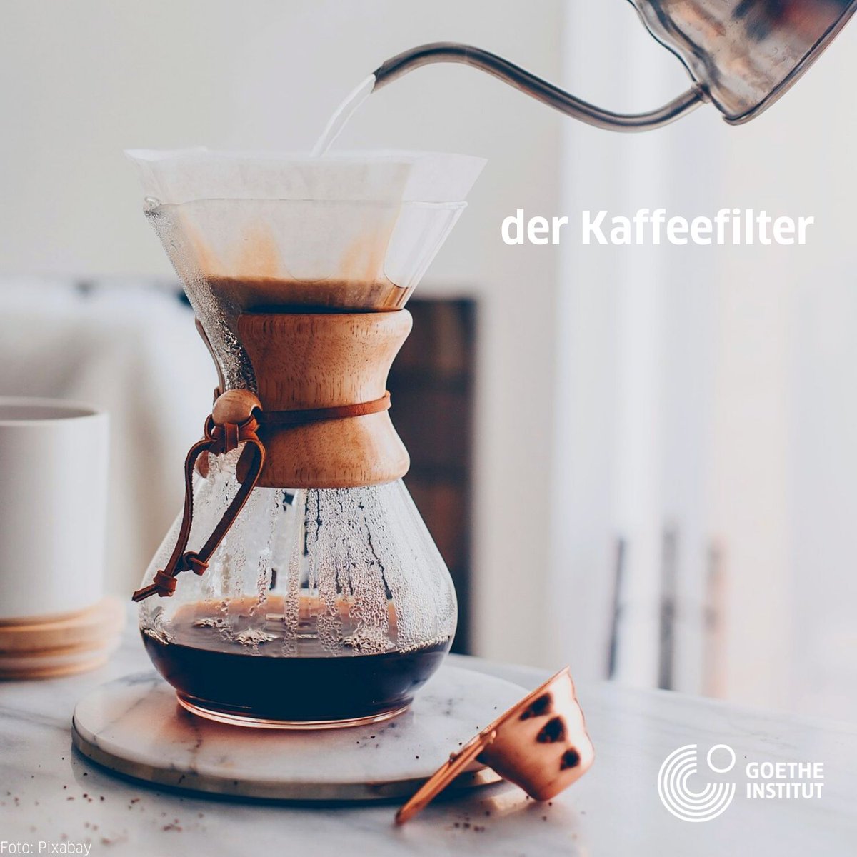 GI_Tschechien's tweet photo. Dass wir uns heute Filterkaffee machen können und der #Kaffee|satz nicht mehr unten in der Tasse bleibt, haben wir der deutschen Unternehmerin Melitta #Bentz zu| verdanken. Am 8. 7. 1908 ließ sie sich in Berlin ihre neue #Erfindung patentieren: den #Kaffeefilter.
#Jubiläum🍀☕️ https://t.co/WtvKqzOsaZ