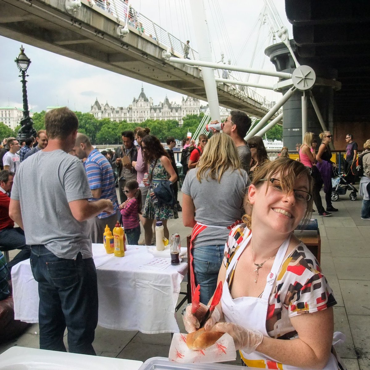BigAppleHotDogs's tweet photo. #BAHDbabe4Life?
It's been too long since I saw this lovely smile. 
I've a lovely voucher, with your name on it,  for a sausage-spree at our shop.
https://t.co/139Pm71JB8
So do get in touch to see  a #BAHDman about a dawg (or 10 ;o) 
What's the wurst that could happen?
@Bsus https://t.co/VZlvohyeAF