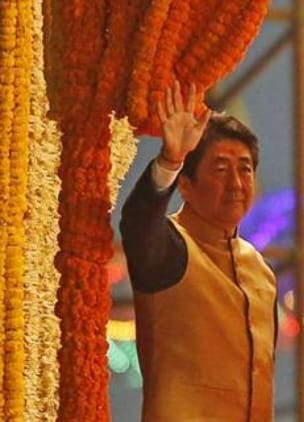 INSIGHTUK2's tweet photo. Deeply saddened to know about the barbaric killing of Japan's ex-PM Shinzo Abe. 

We pray for the 'sadgati' to his 'aatma' and courage to the family &amp; the people of #Japan. 

Om Shanti 🙏

#ShinzoAbe https://t.co/qvPJqKh9dk