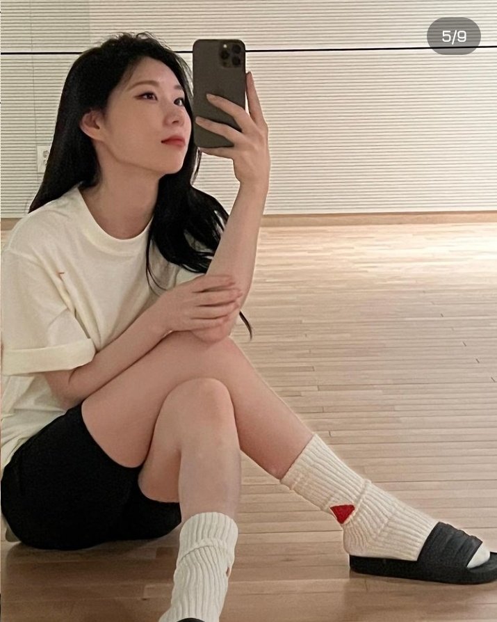 09jiy's tweet photo. МОЯ ТЫ ДЕВОЧКА ЛЮБИМАЯ, МИЛАЯ МОЯ, ДОРОГАЯ, СОЛНЦЕ МОЁ💌
#beomkai_cutest_on_this_world
#PROTECTBEOMGYU
#Protect_Beomgyu
#PROTECTHUENINGKAI
#Protect_Hueningkai https://t.co/A2MysNp867