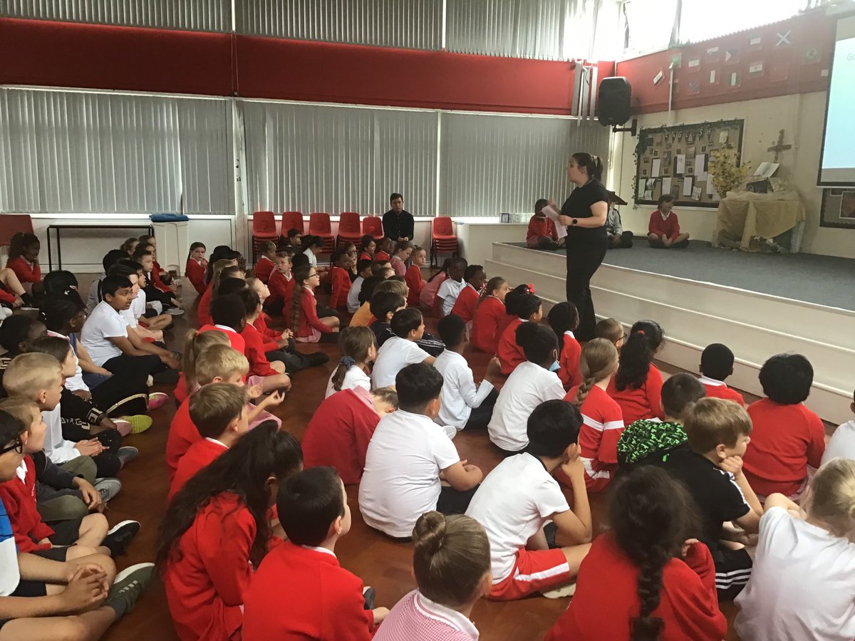 Sacred Heart Y4 tweet media