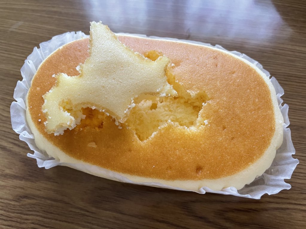 北海道チーズ蒸しケーキから北海道を掘り出すことに成功した様子がこちら 一度はやってみたかったやつ 才能の無駄遣い Togetter