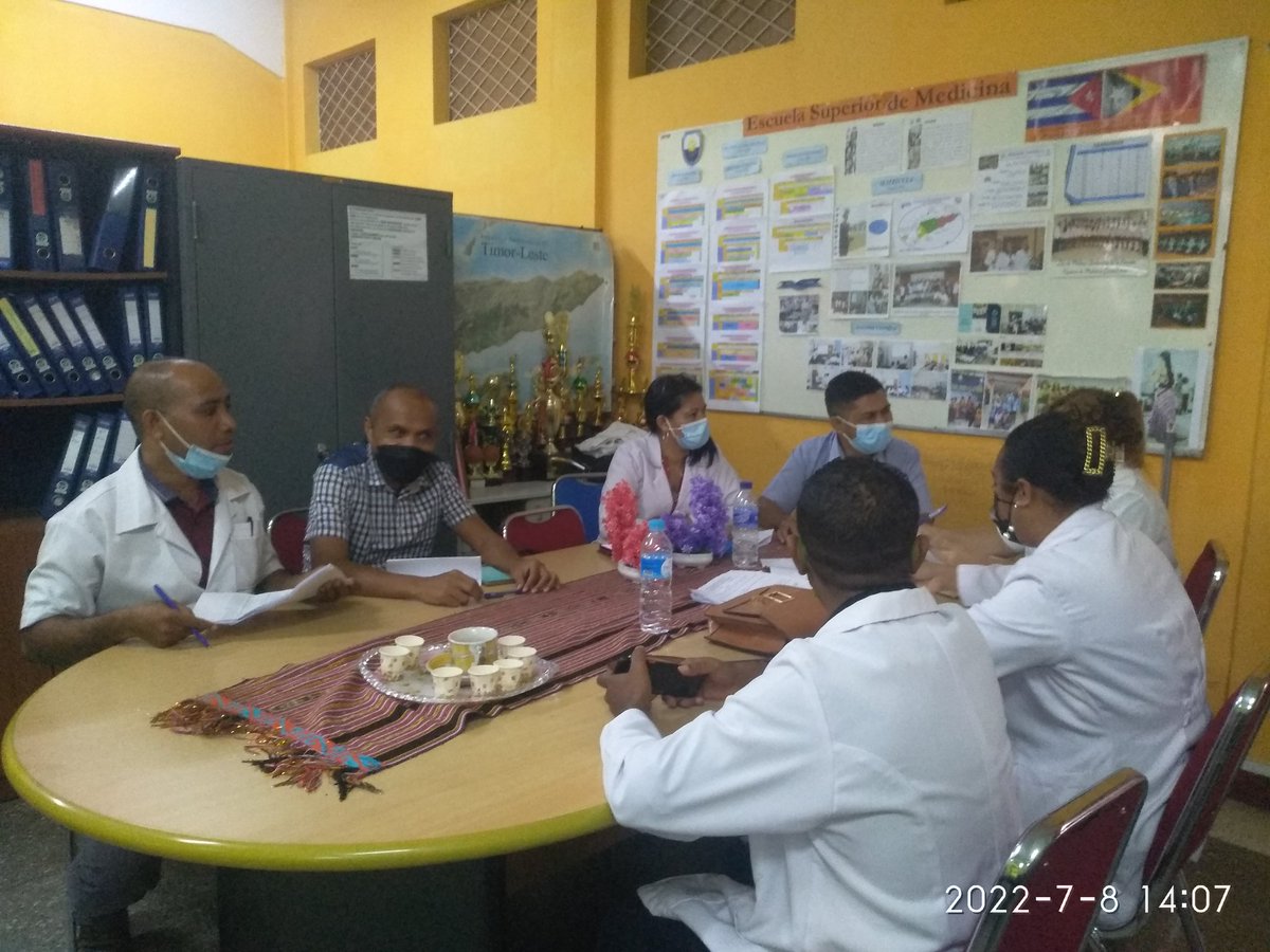 Dra.Ana Pupo,Disciplina Morfofisiología,conduce el proceso junto a especialistas graduados✖️🇨🇺 La también J'Colectivo 1erAño saluda la XX Reunión de Jefes de Misiones Médicas.
#CubaCoopera
#60AniversarioColaboracióMédica 
#60AniversarioSalvandoVidas
<a href="/PardoRegla/">Regla Angulo Pardo</a> <a href="/unidad_central/">Unidad Central de Cooperación Médica</a>