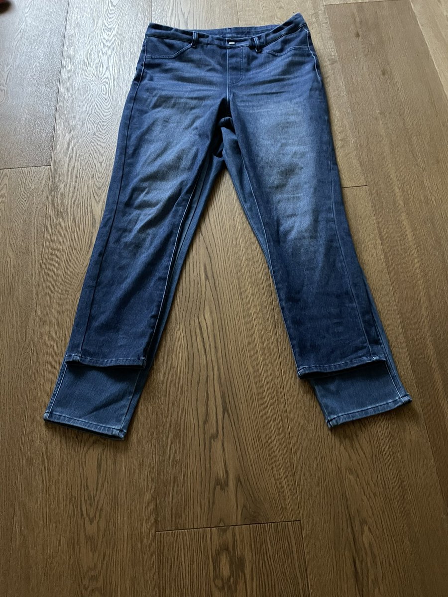 When you buy several pairs of your favourite cropped jeans but they’re several inches longer. Sadly, my legs haven’t grown. These are full length on me. Originals on top <a href="/UNIQLO_UK/">UNIQLO UK</a>