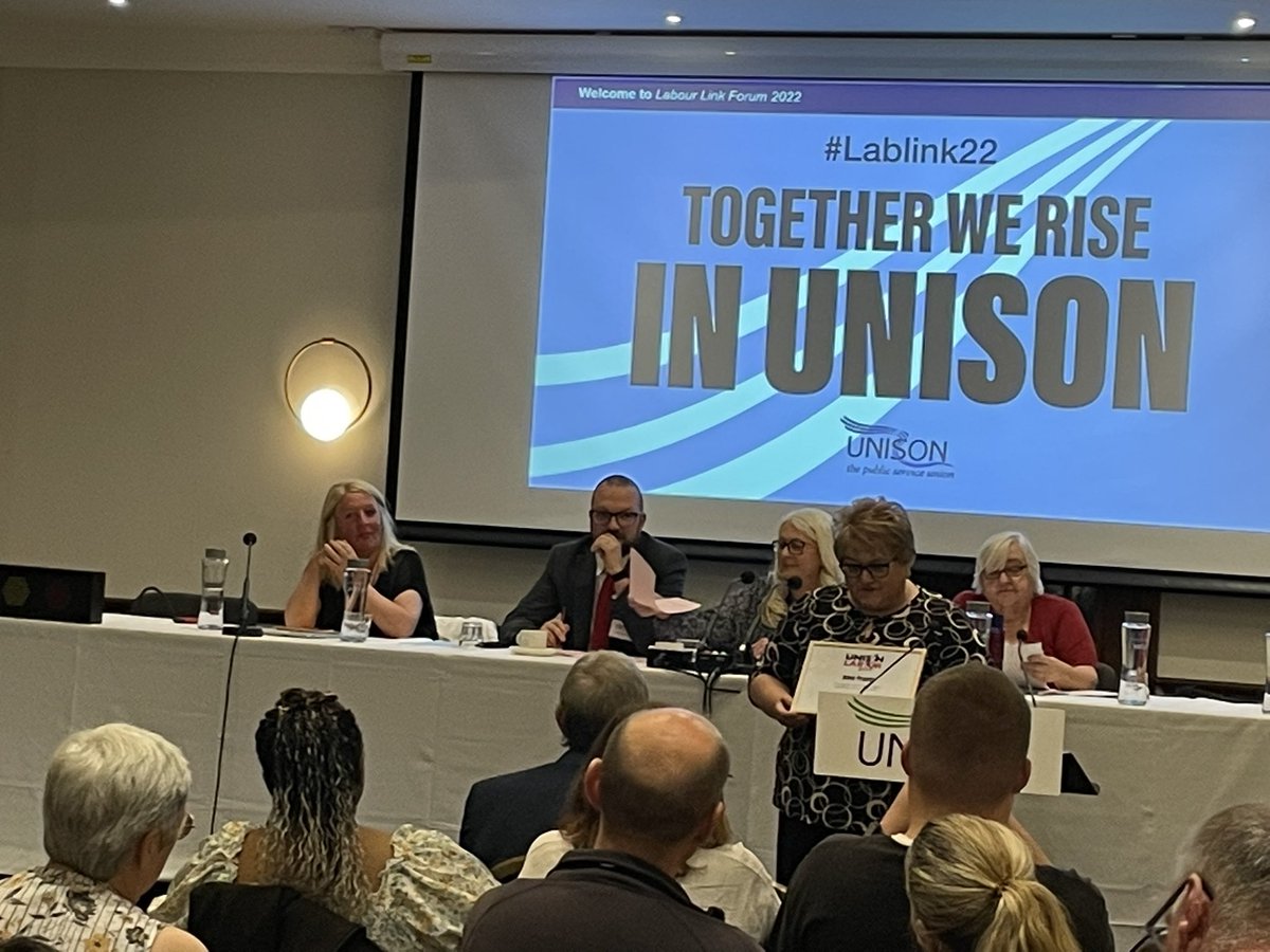 MaureenNEC2023's tweet photo. Wendy Nichols @WendyNi07471674 UNISON representative on the Labour Party NEC presents Dave Prentis with a Certificate of Appreciation for his work with LL whilst in UNISON https://t.co/gDvo5WCsTE