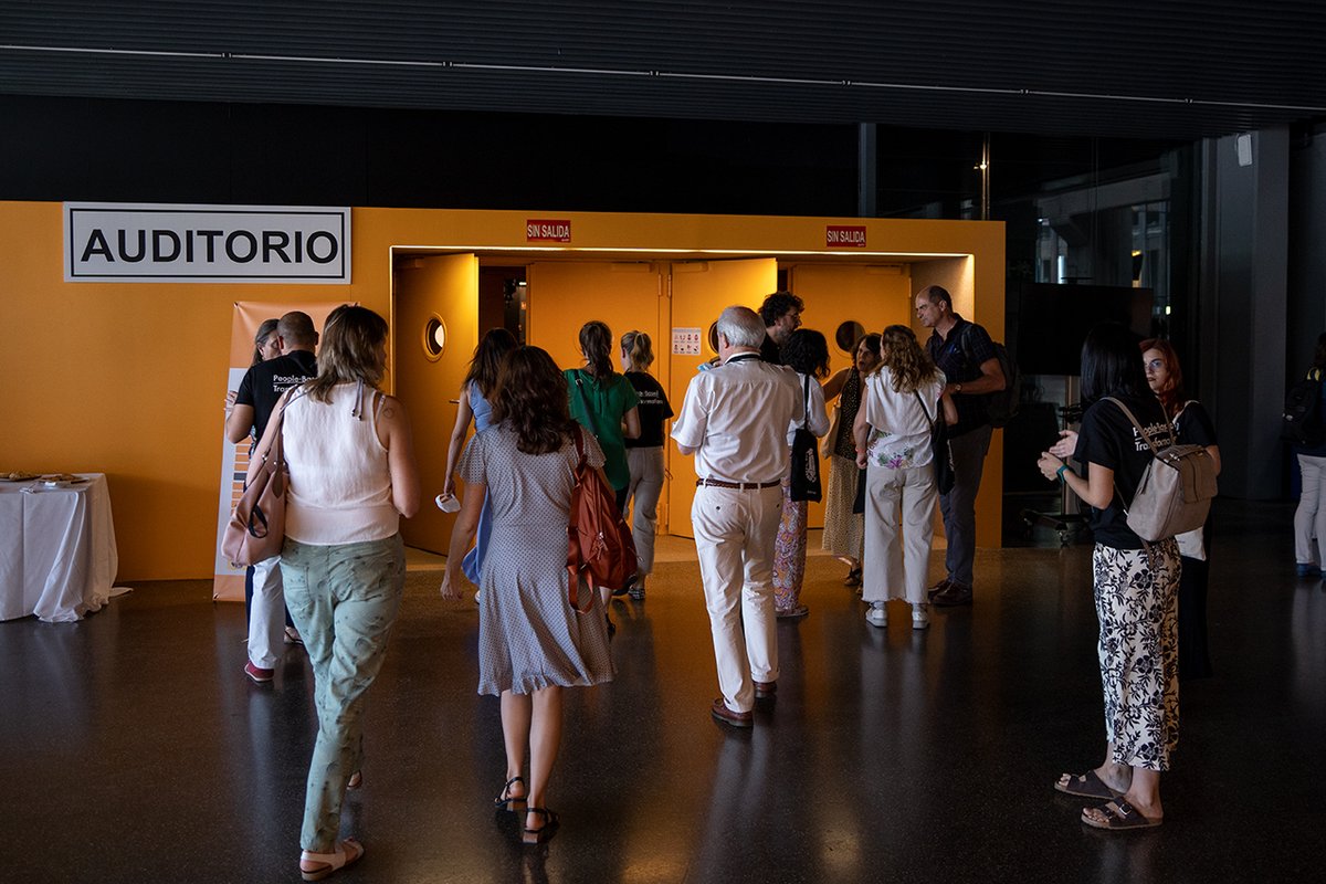 LaNaveMadrid's tweet photo. 🍎🎓 Momentos de Always Learning Day 2022 de @netmind_es

Una gran jornada que tuvimos en La Nave para compartir experiencia y conocimientos sobre nuevos modelos de #aprendizaje con grandes empresas y expertos.

¡Gracias por venir!  #ALDay https://t.co/mY4p45GxZp