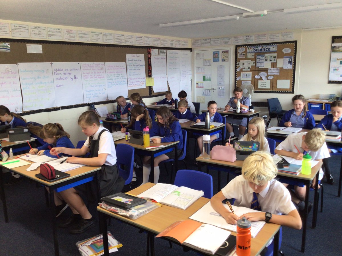 Year 5 are working so hard on their maths this morning. Such a fantastic attitude to their learning. Go team! #megamaths @RainbowEduMAT @MrPowerREMAT @Shoreside1234 @MissKnipeREMAT